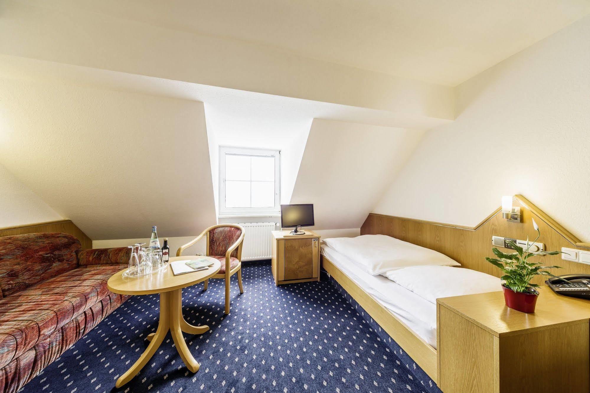 Flair Hotel Zum Schiff Meersburg Exterior photo